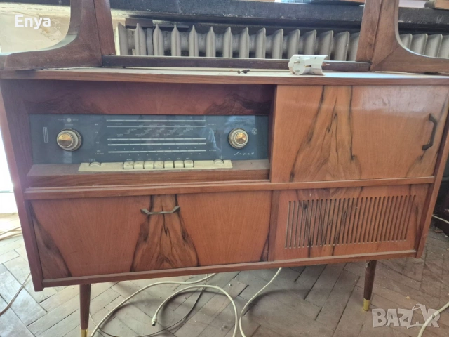 Радиограмофон Лира-10 от 60-те години