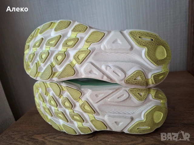 Hoka Clifton 9 дамски маратонки 39 номер. , снимка 11 - Маратонки - 55225344