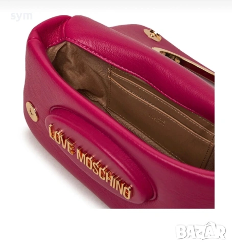 Love Moschino чанта със шалче, снимка 2 - Чанти - 54323481
