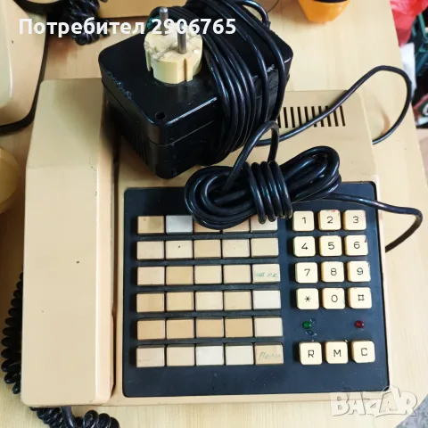 Стари телефони и станция, снимка 8 - Антикварни и старинни предмети - 55484979