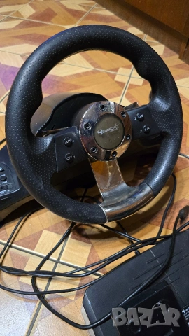 Subsonic Drive Pro Sport волан с педали и шифтър употребяван за PS3 PS4 Xbox One PC, снимка 3 - Игри за PlayStation - 54512476