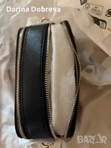 Нова оригинална дамска чанта на Guess, снимка 9 - Чанти - 55099297