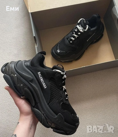 Balenciaga Triple S Black унисекс от 36 до 44 номер , снимка 2 - Маратонки - 55253155