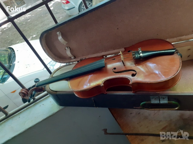 Стара цигулка Страдивариус Stradivarius 1717 с дървена кутия, снимка 2 - Антикварни и старинни предмети - 54597035