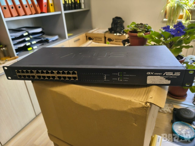 Продавам 24 портов 100мегабитов суич Asus GX1024x