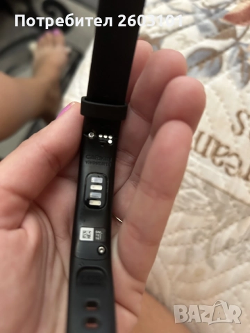 Фитнес гривна Garmin Vivosmart 4, снимка 3 - Смарт гривни - 55459038