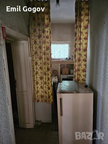 Продавам къща в кючук париж, снимка 3 - Къщи - 55500416