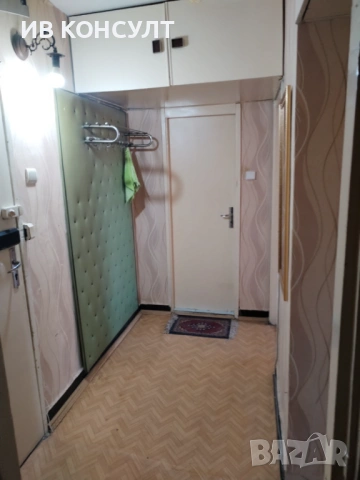Продава гарсониера в кв. Трите чучура-юг
