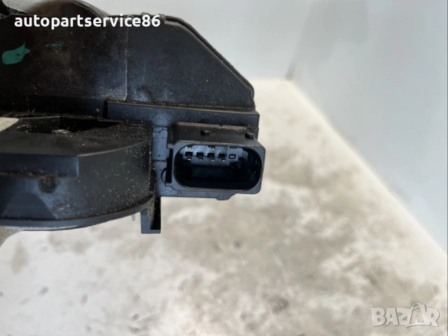 Заключващ механизъм за задна дясна врата за Chevrolet Orlando 2.0 VCDI (2011) 13578243, снимка 2 - Части - 54644875