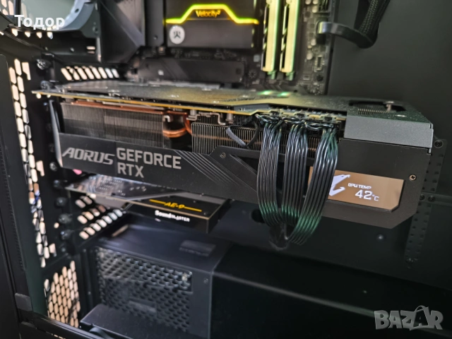 Видеокарта Gigabyte RTX 3080 Aorus Extreme 10G, снимка 2 - Видеокарти - 54689128