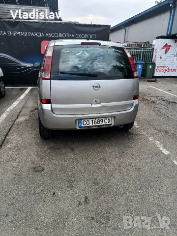 Опел Мерива  в много добро състояние.