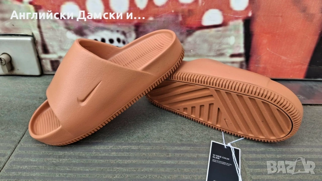 Английски дамски оригинални чехли Nike
