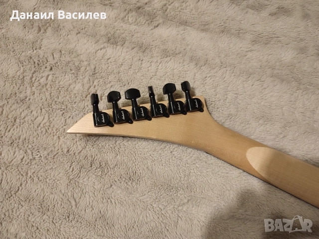 Jackson JS1X RR Minion Satin Black + оригинален кашон и колан. , снимка 7 - Китари - 54875110