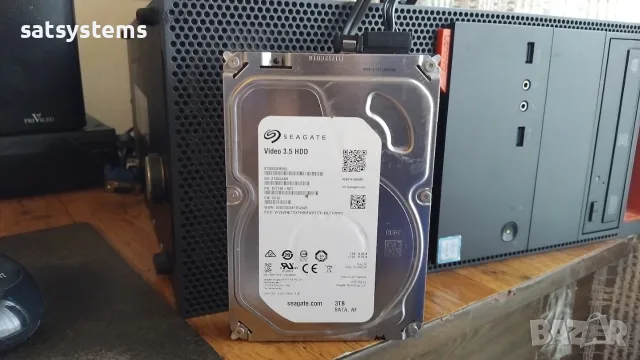 Настолен компютър Lenovo ThinkCentre E73 IH81M Intel Core i5-4460S, 8GB RAM, 3.0TB HDD, снимка 9 - Работни компютри - 55646998