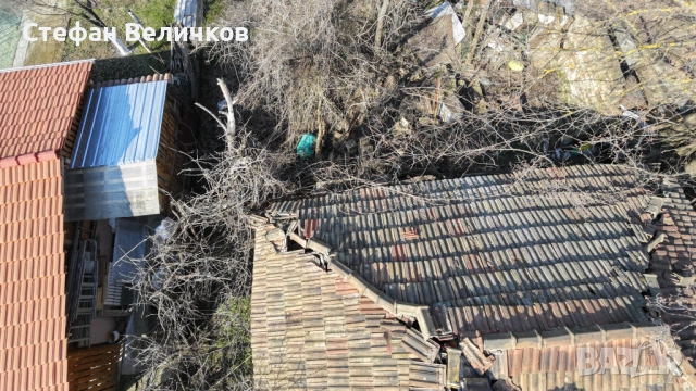 🏡 КЪЩА С ГОЛЯМ ДВОР 640м² | ТОП ЛОКАЦИЯ | ИНВЕСТИЦИЯ, снимка 11 - Къщи - 54065098