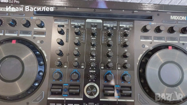 DJ контролер/конзола Reloop MIXON 8 Pro, снимка 2 - Ресийвъри, усилватели, смесителни пултове - 54813470
