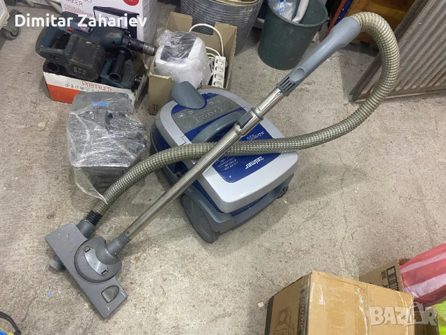 Zelmer Aquawelt 1600W, снимка 12 - Прахосмукачки - 54436945