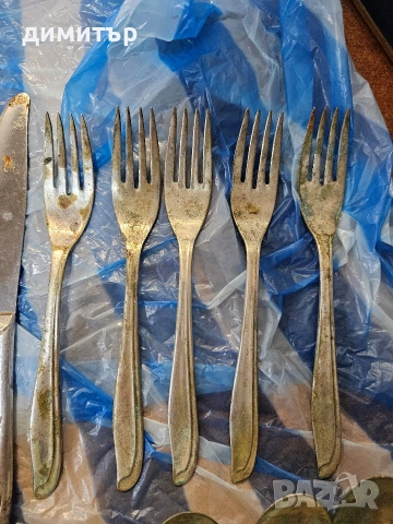 Винтидж посребрени прибори Meriden Silver Plate Co. – комплект, снимка 2 - Други стоки за дома - 54368630