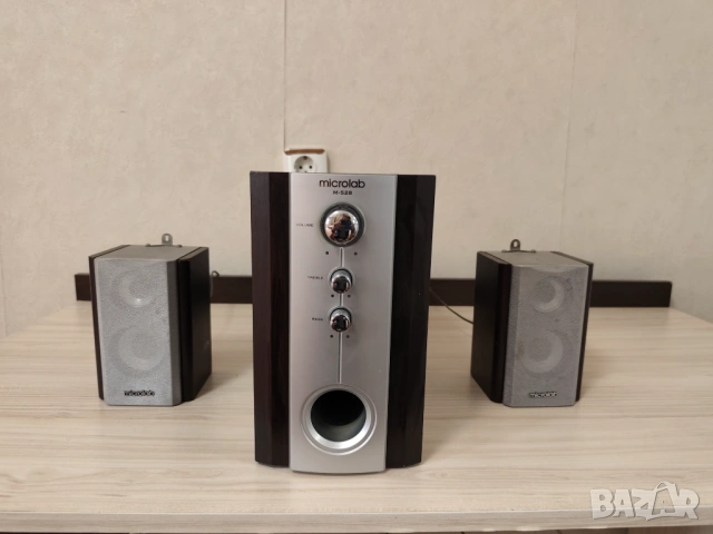 Буфер с тонколони "Microlab" M - 528