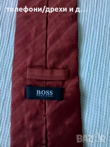 Копринена вратовръзка Hugo Boss като нова (Made in Italy), снимка 3 - Други - 54768185