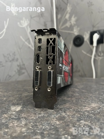 Видео карта Radeon HD6950 2GB , снимка 2 - Видеокарти - 54604248