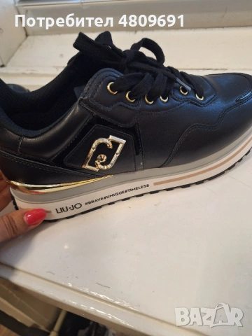 Обувки Liu Jo , снимка 5 - Дамски ежедневни обувки - 54337769