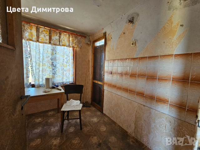Продаваме къща с голям двор до гр.Сливница -НАМАЛЕНА ЦЕНА , снимка 13 - Къщи - 55113948
