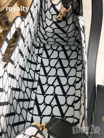Valentino Нова Кожена Дамска Чанта Валентино Различни Цветове , снимка 9 - Чанти - 54621465