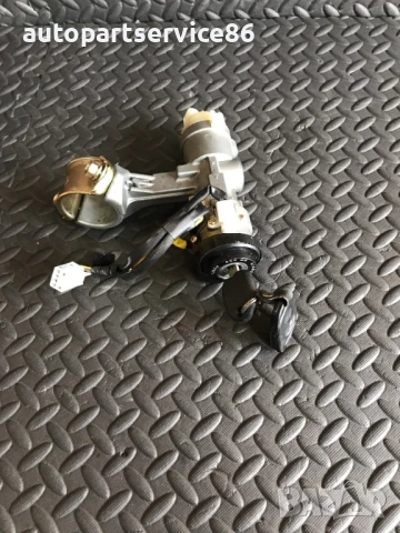 Контактен ключ с ключ за Hyundai Tucson 2.0 CRDi (2005)