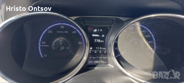 Hyundai ix35 2.0 CRDI 4X4, снимка 4 - Автомобили и джипове - 54717146