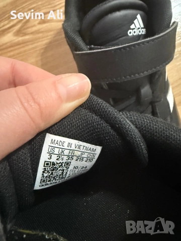 Оригинални детски маратонки Adidas, снимка 2 - Детски маратонки - 53972655