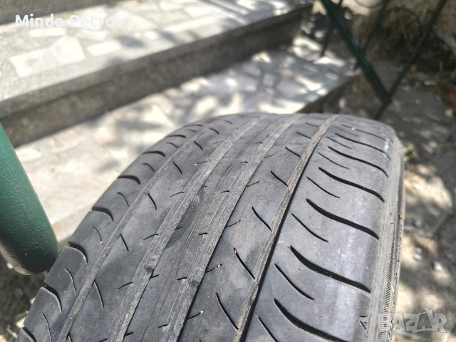 Продавам гуми летни 235/45/18 подарък още 4 Мишелин , снимка 8 - Гуми и джанти - 55242968