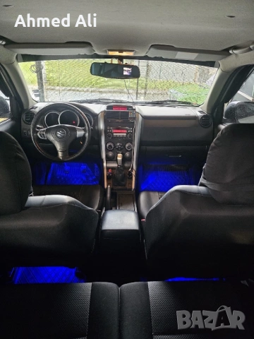 Suzuki Grand Vitara 1.6 , снимка 11 - Автомобили и джипове - 54878603