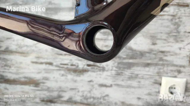 Карбонова шосейна рамка Guerciotti Veloce S Disc | M, снимка 3 - Части за велосипеди - 55365183