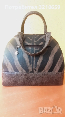 Дамска чанта, снимка 5 - Чанти - 53981639