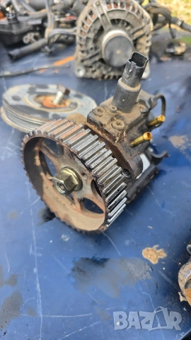 ГНП Горивна Помпа Bosh Пежо / Ситроен 2.2 HDi 133 Peugeot Citroen, снимка 3 - Части - 53973587