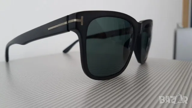 Продава очила Tom Ford, снимка 3 - Слънчеви и диоптрични очила - 55614706