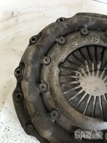 Съединителен маховик Valeo 815D за Mercedes Atego (1998-2006) , снимка 2 - Части - 53998183