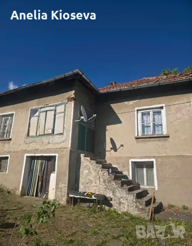 Продавам къща в с. Ярлово , снимка 4 - Къщи - 55594884