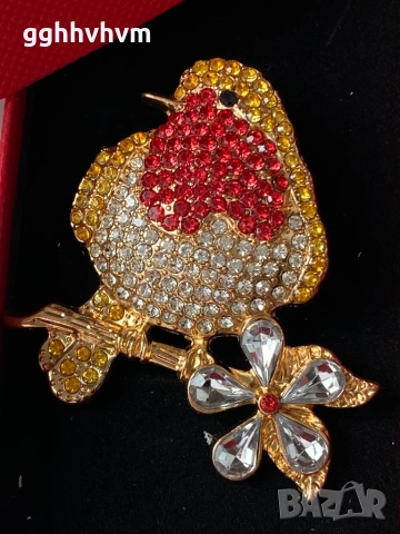 Брошка с подаръчна кутия, снимка 3 - Други - 54315396