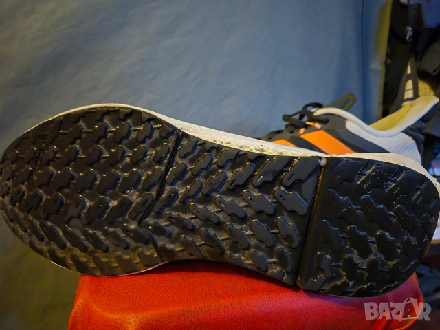 Adidas-original-номер 46-46.5, снимка 4 - Маратонки - 54580889