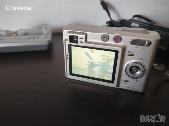 Камера CASIO EXILIM EX-Z40 4.0MP, снимка 7 - Фотоапарати - 55352161