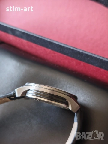 Швейцарски часовник Bremont solo 43 Chronometrе ,пълен комплект e, снимка 7 - Мъжки - 54989496