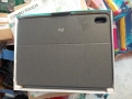 Клавиатура Logitech Combo Touch за Apple iPad 10.9" , снимка 2