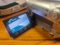 Canon DC100 DVD CAMCORDER , снимка 10