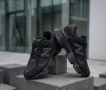 Маратонки New Balance 9060 „Triple Black“ с Кутия Ню Баланс 36-46 Номер , снимка 2