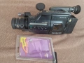Ретро видеокамера Sony Handycam CCD-F550E.Комплект -батерия+зарядно/чисто нови/, снимка 1