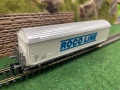 Вагон товарен хладилен 2-осен Роко HO 1:87 влак ЖП модел чистач, снимка 3