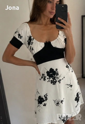ZARA оригинална рокля с подплата , снимка 2 - Рокли - 30613309