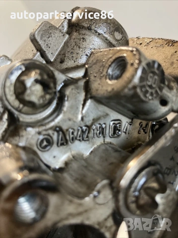 Маслена помпа V6 за Mercedes E280 W211 CDI (2007) 6421810801 , снимка 2 - Части - 54156040